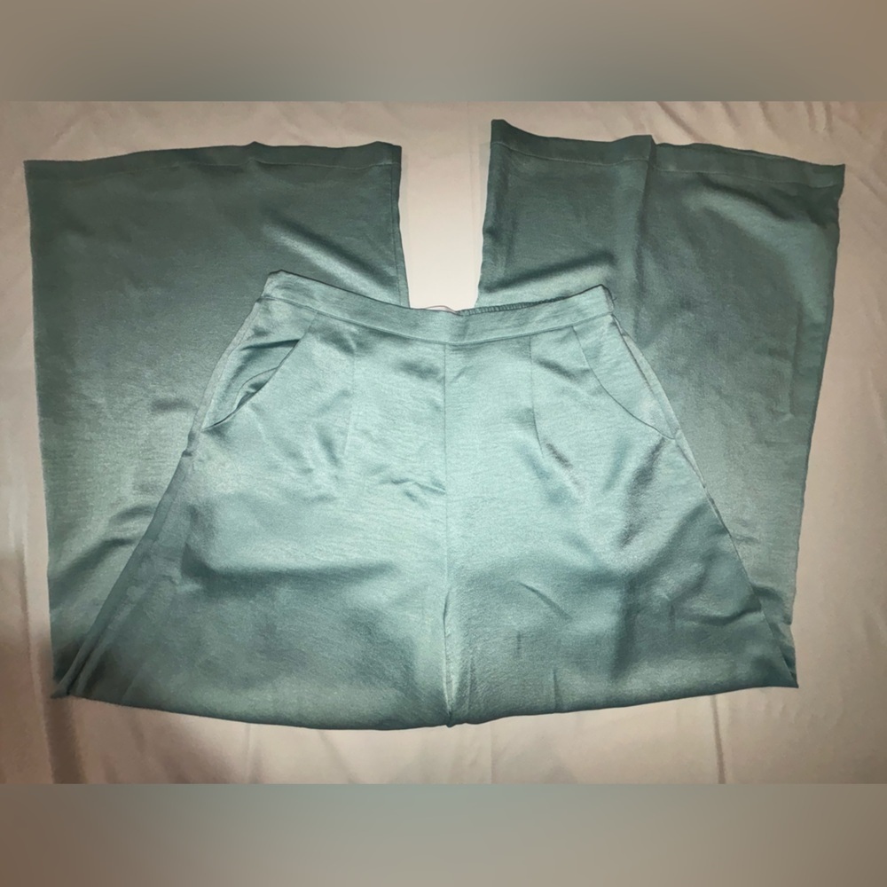 NEW WITH TAGS RILEY RADER Light Blue Pant